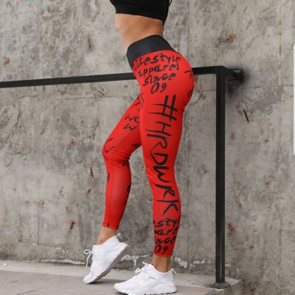 Hot New " Graffiti" Workout Leggings***1 pr Left** - Picture 6 of 6